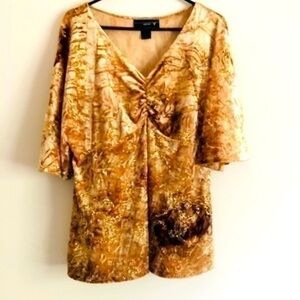 Venezia Tops Golden Embroidered Thread Size 14/16